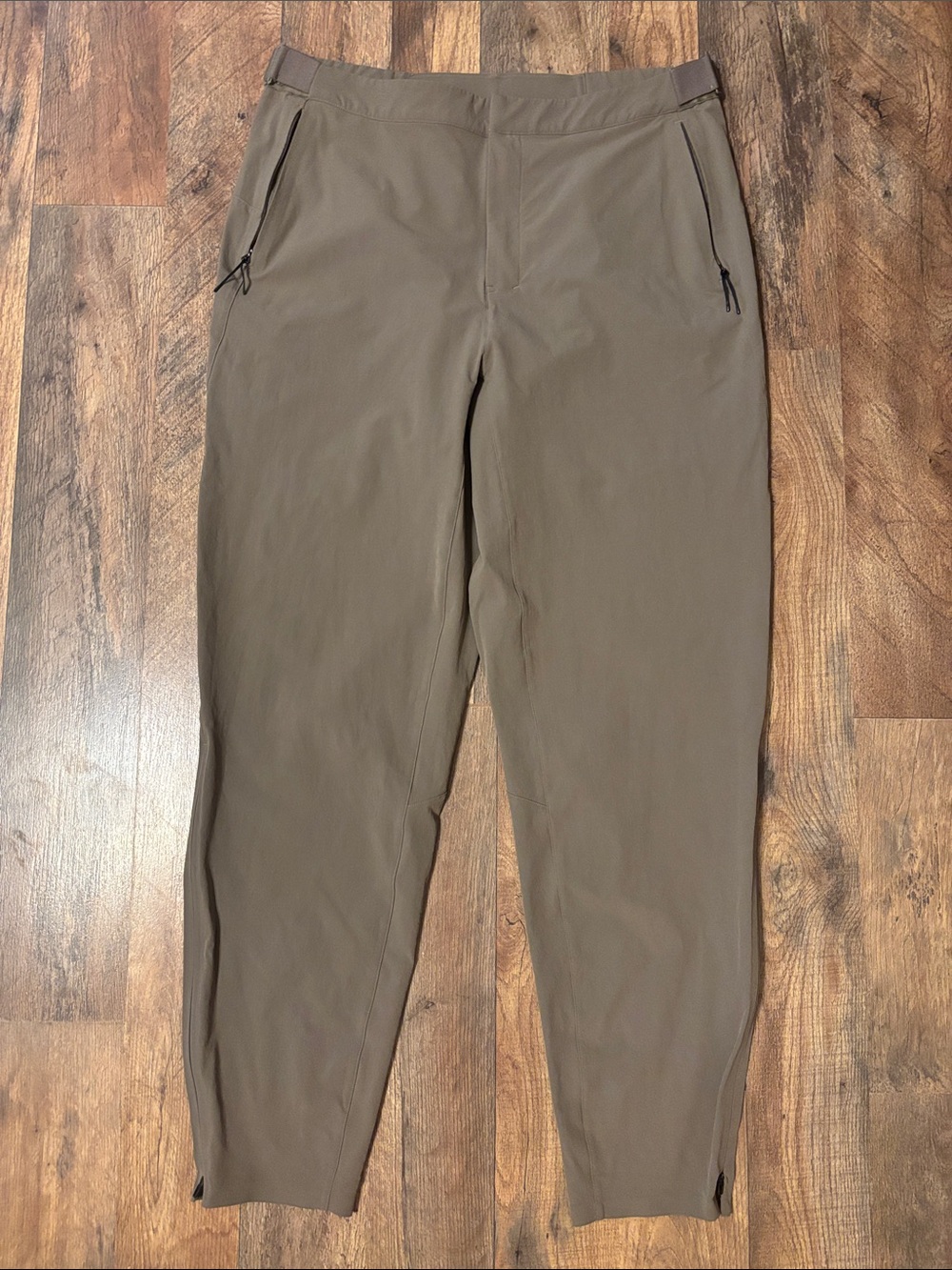 Lululemon Lab Olive Green Esker Trouser Casual Pants size 10 - Picture 1 of 15
